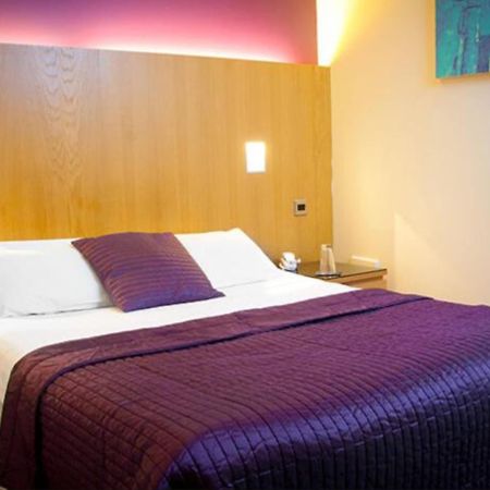 Rooms At 29 Bruce Street Dunfermline Bagian luar foto