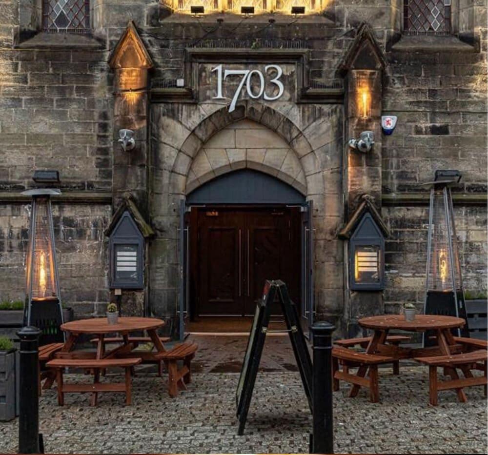 Rooms At 29 Bruce Street Dunfermline Bagian luar foto