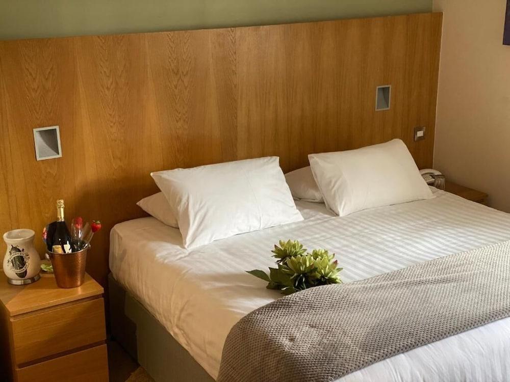 Rooms At 29 Bruce Street Dunfermline Bagian luar foto