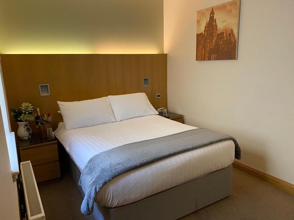 Rooms At 29 Bruce Street Dunfermline Bagian luar foto